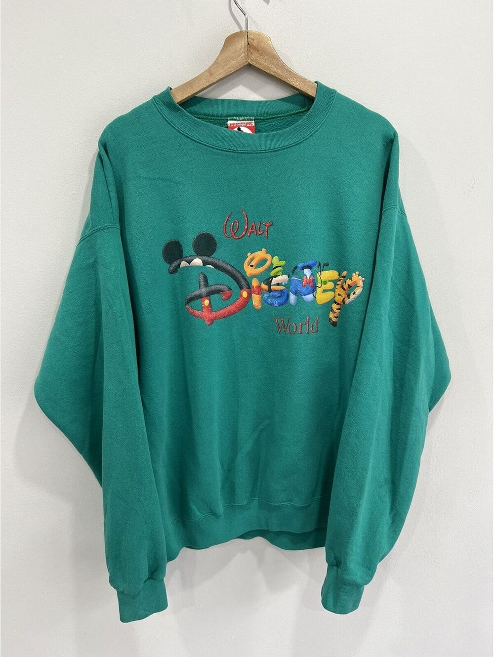 Vintage Disney Sweater Sweatshirt green